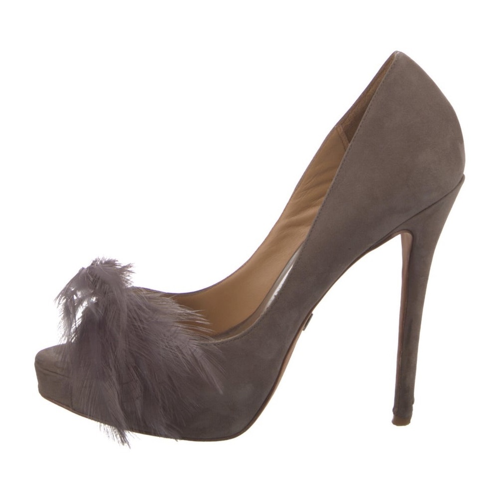 Badgely Mischka Grey Ginnie Feather Platform Pumps